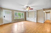 211 Owens Drive, Summerville, SC 29485