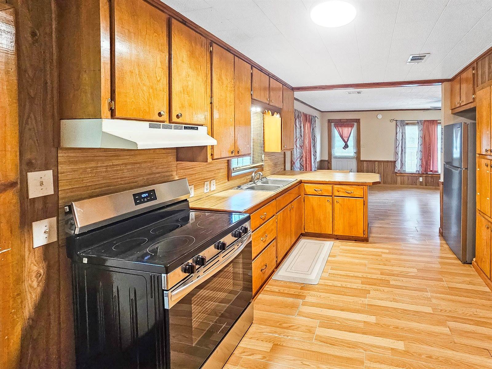 1012 Mc Arthur St, DeRidder, LA 70634