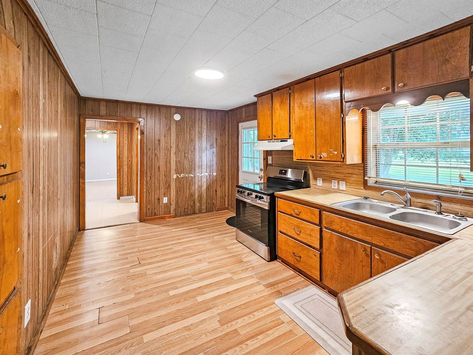 1012 Mc Arthur St, DeRidder, LA 70634