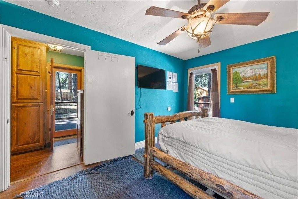 450 Georgia Street, Big Bear Lake, CA 92315