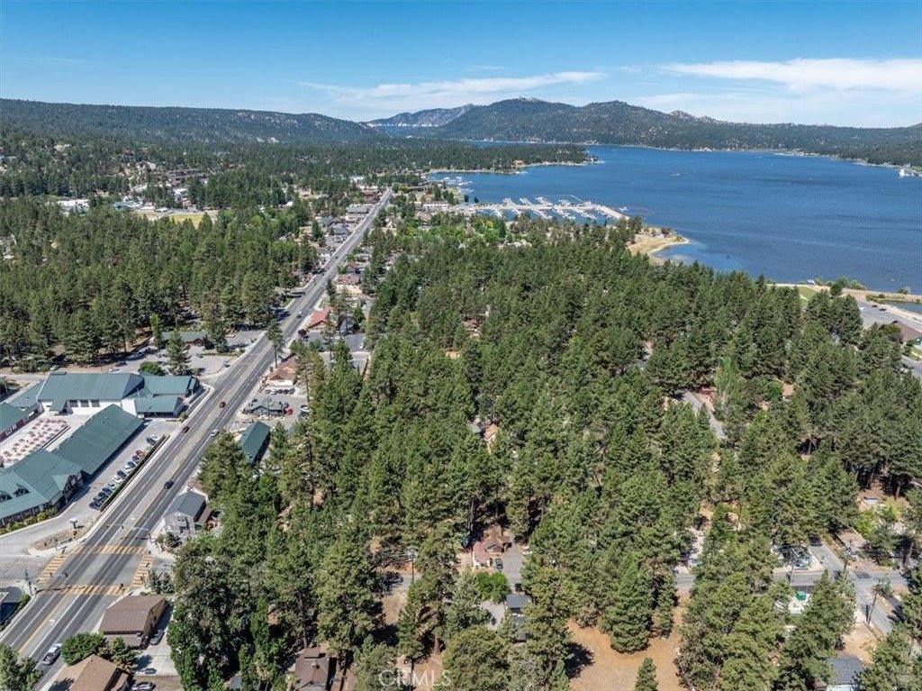 450 Georgia Street, Big Bear Lake, CA 92315