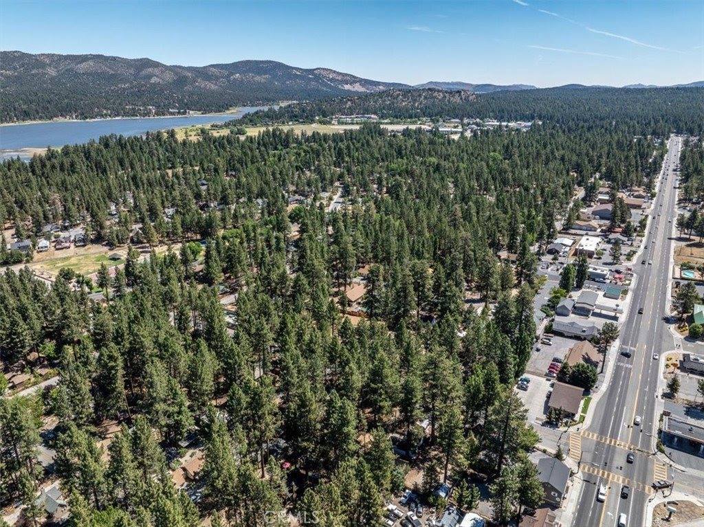 450 Georgia Street, Big Bear Lake, CA 92315