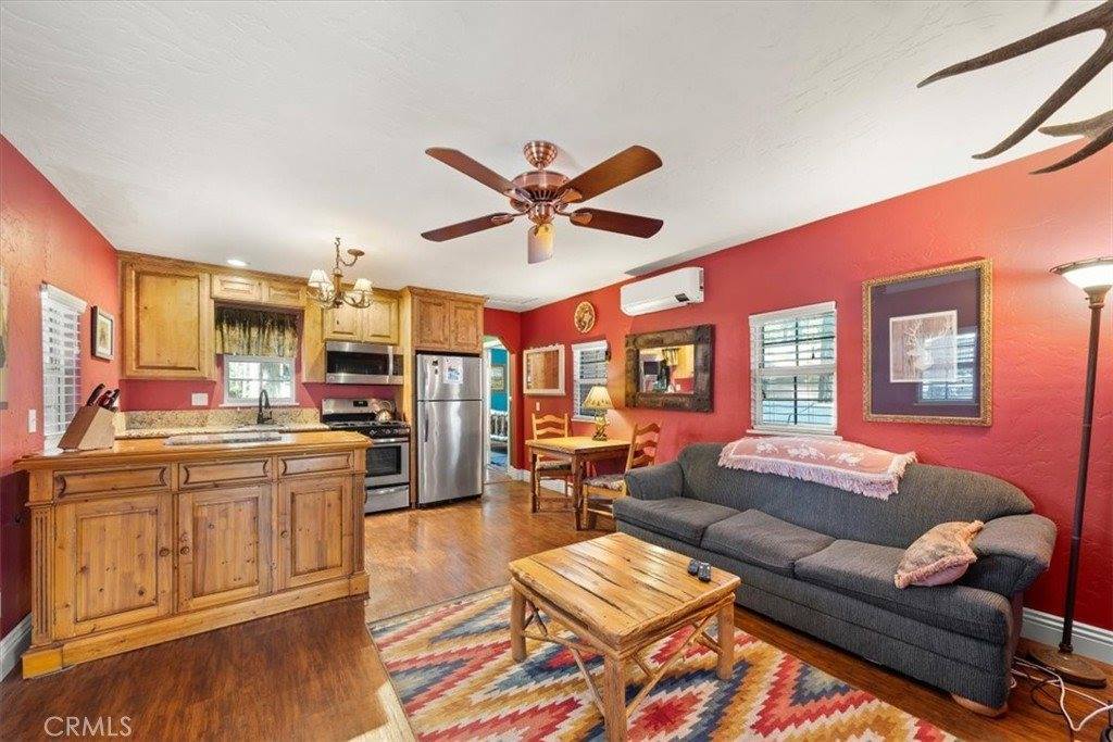 450 Georgia Street, Big Bear Lake, CA 92315