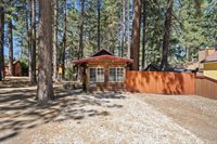 450 Georgia Street, Big Bear Lake, CA 92315