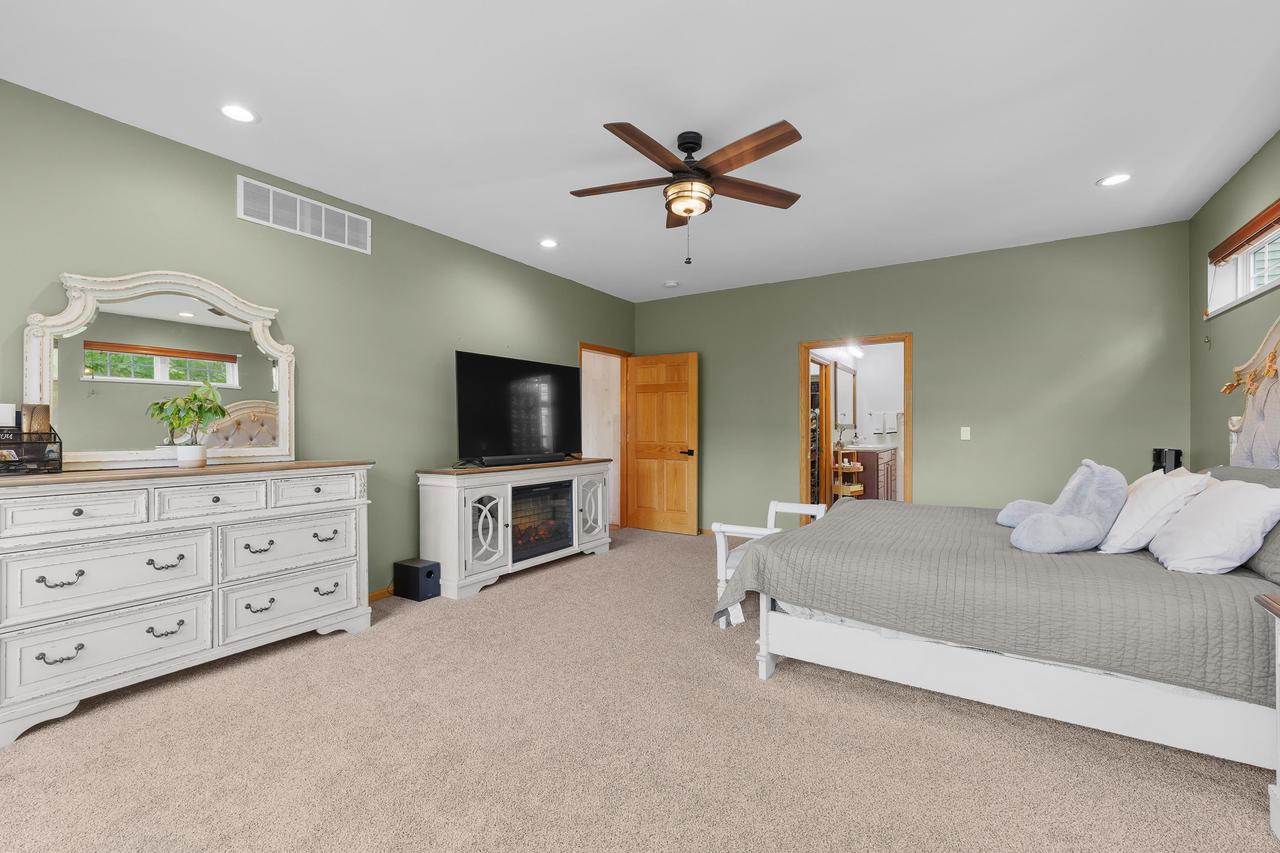 1100 Jo Pine Road, Stevens Point, WI 54482