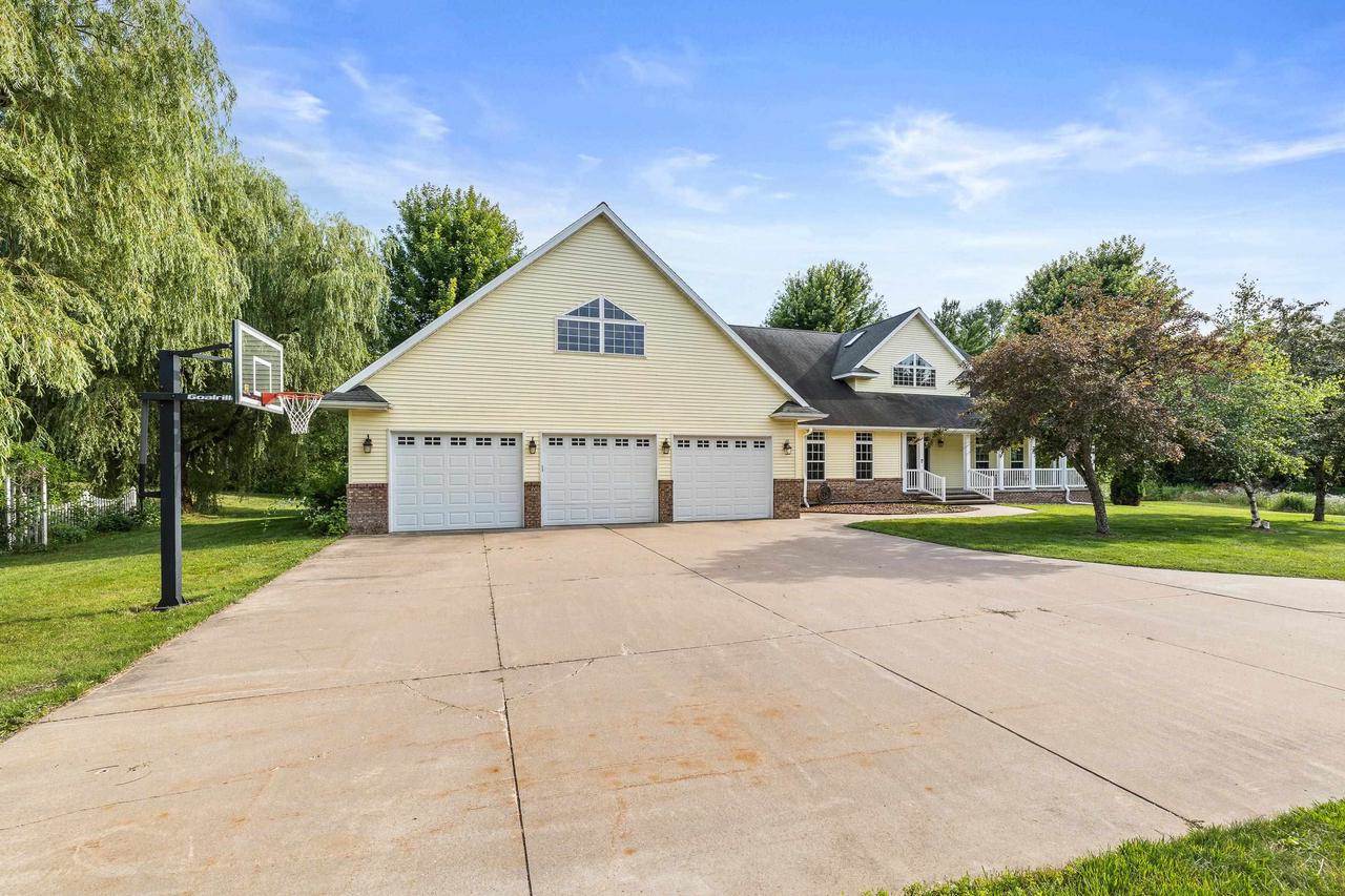 1100 Jo Pine Road, Stevens Point, WI 54482