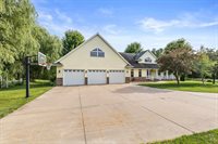 1100 Jo Pine Road, Stevens Point, WI 54482