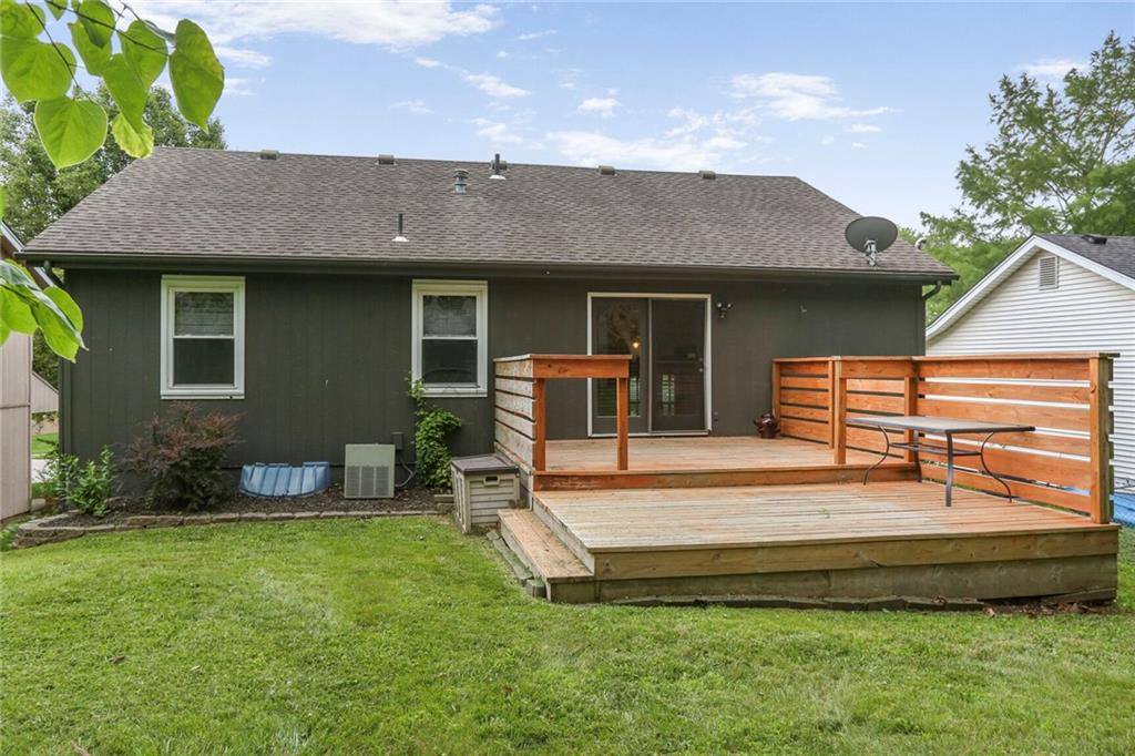 1412 NW 63RD Terrace, Kansas City, MO 64118