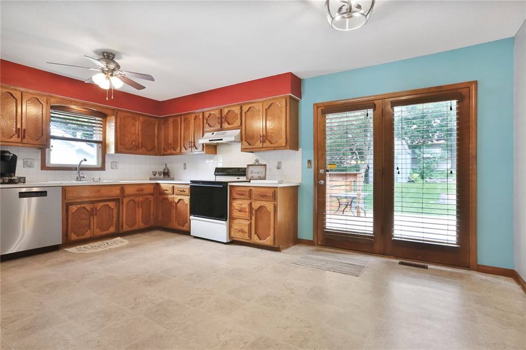 1412 NW 63RD Terrace, Kansas City, MO 64118