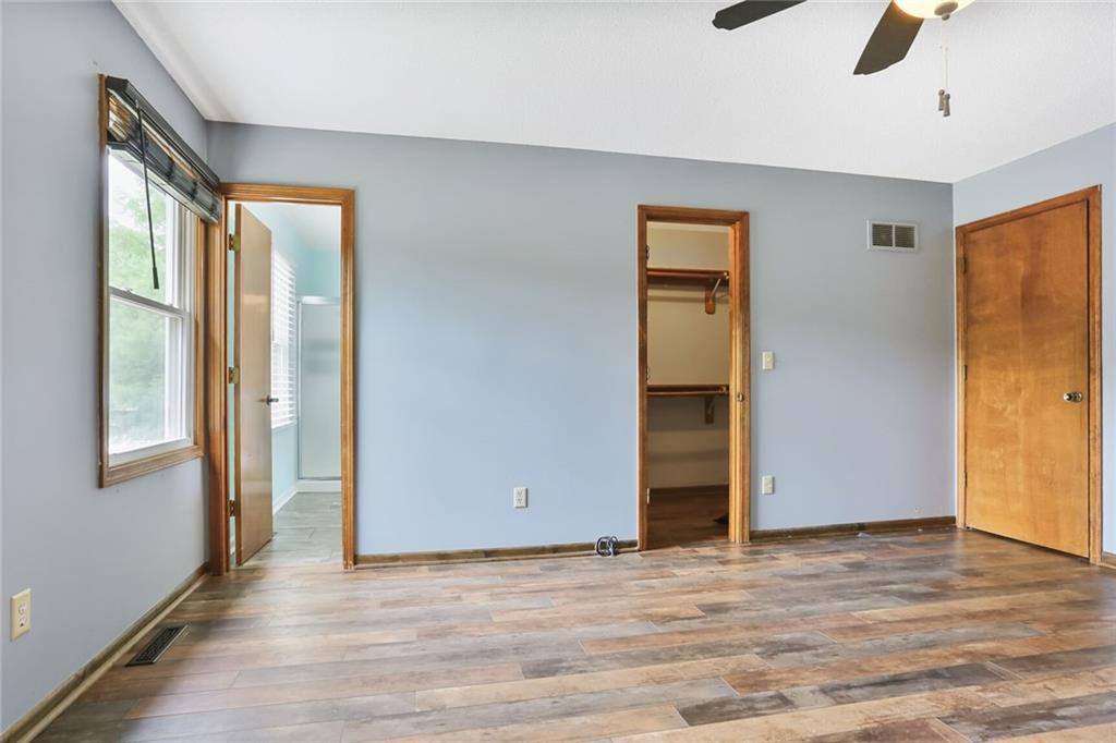 1412 NW 63RD Terrace, Kansas City, MO 64118