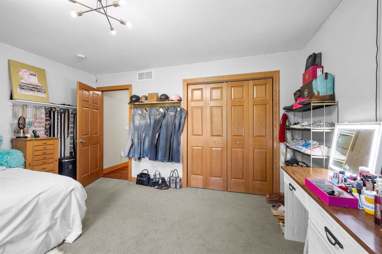 1868 Serafin Court, Junction City, WI 54443