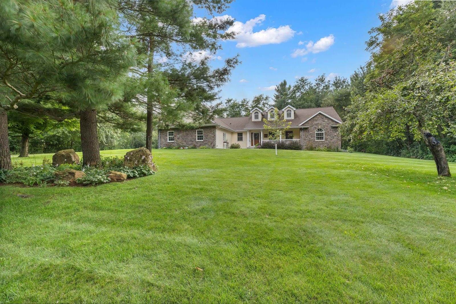 1868 Serafin Court, Junction City, WI 54443