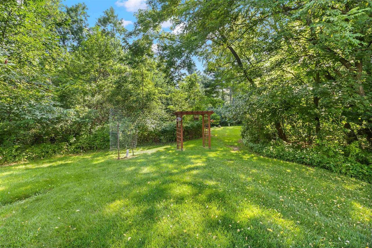 1868 Serafin Court, Junction City, WI 54443