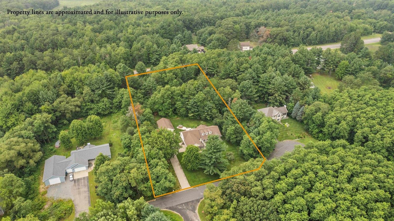 1868 Serafin Court, Junction City, WI 54443