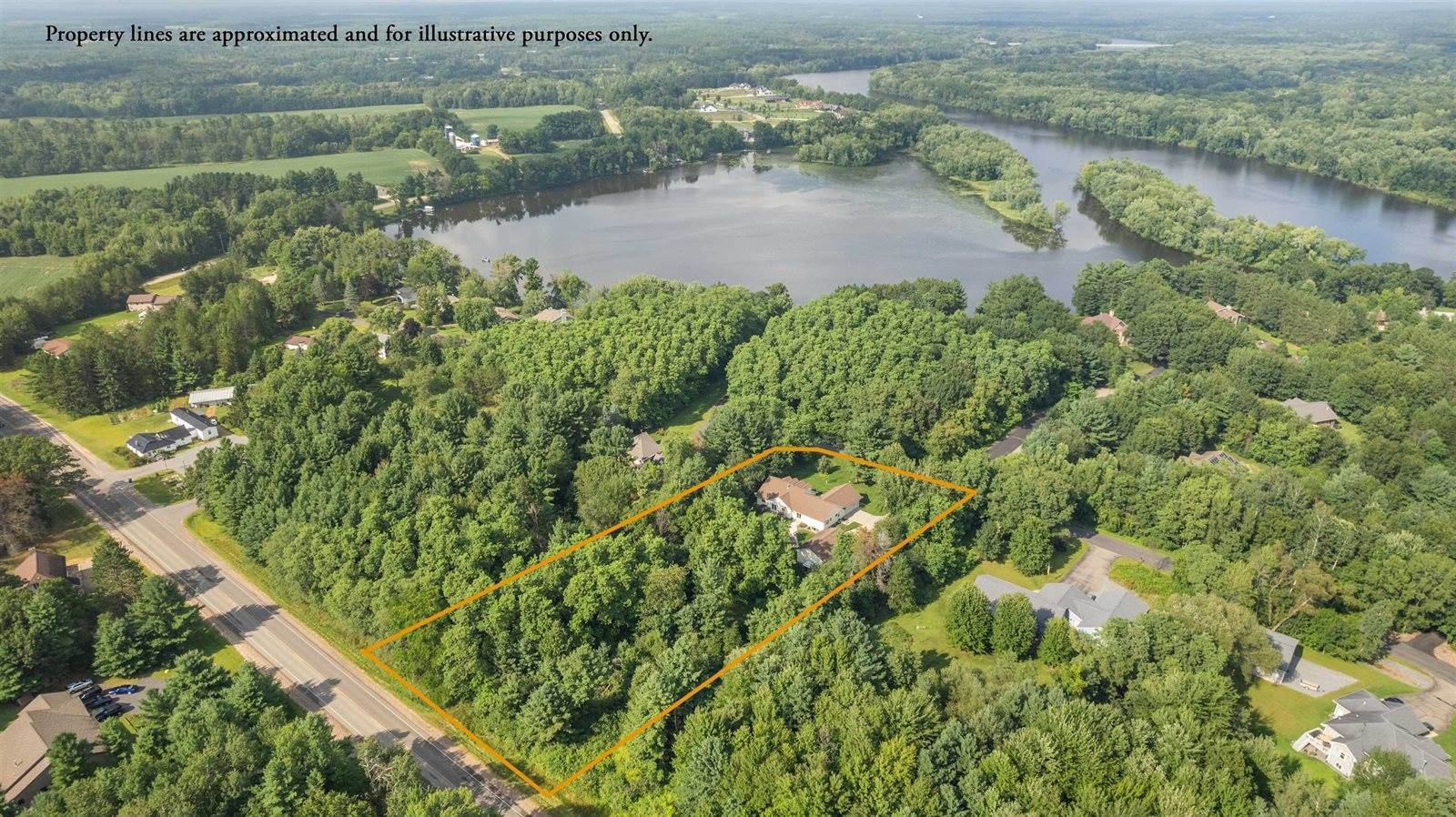 1868 Serafin Court, Junction City, WI 54443