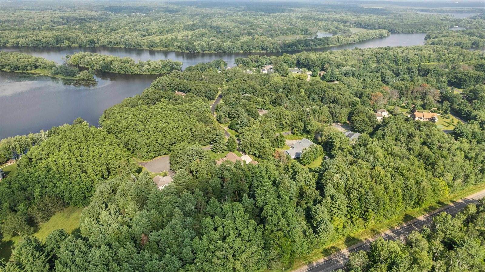 1868 Serafin Court, Junction City, WI 54443