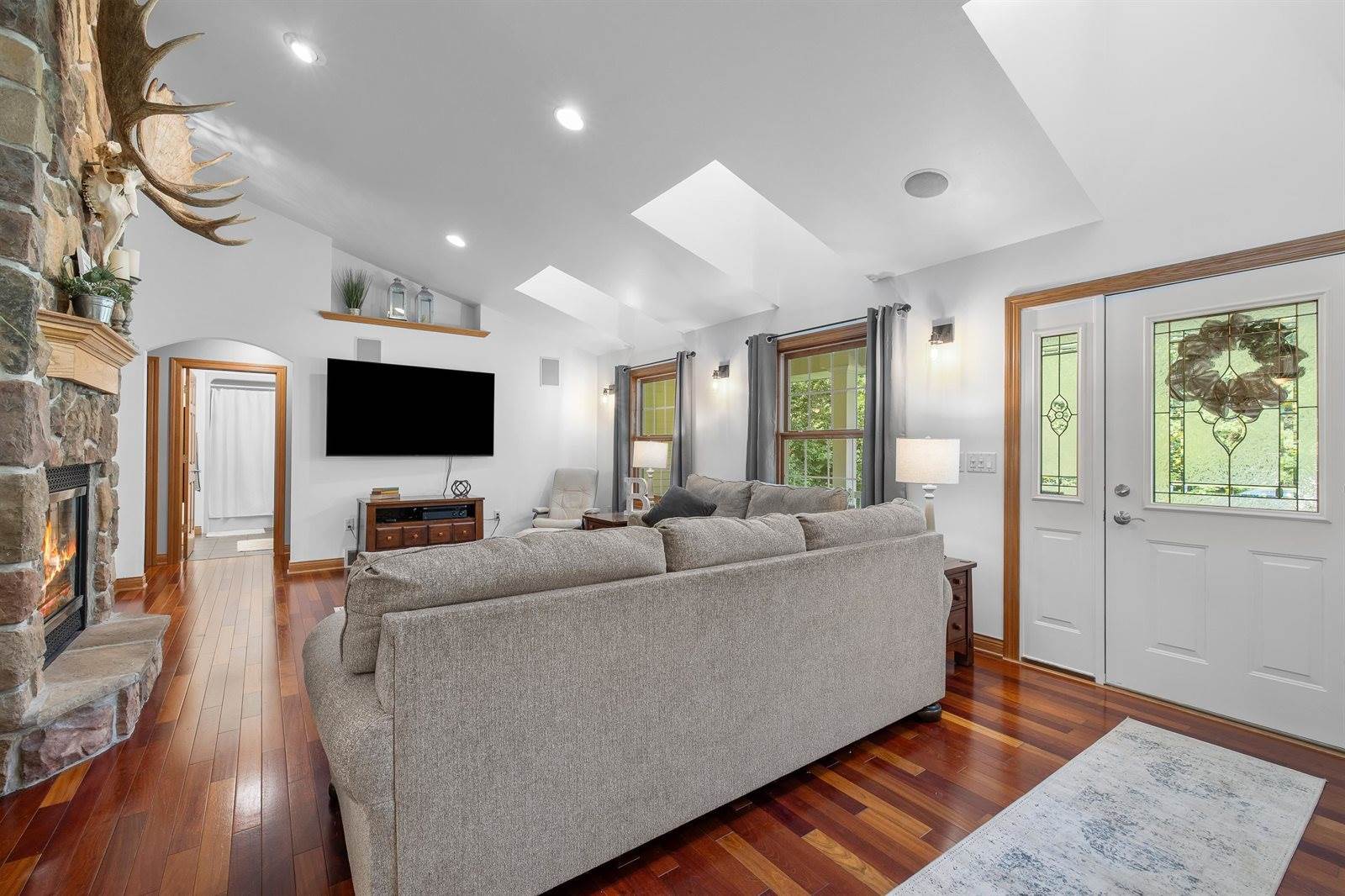 1868 Serafin Court, Junction City, WI 54443