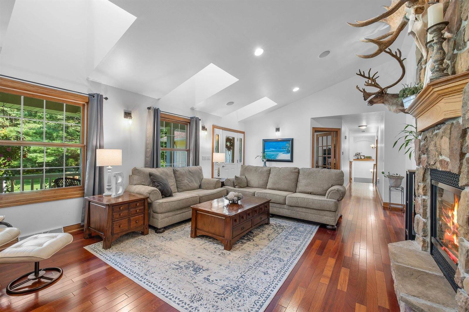 1868 Serafin Court, Junction City, WI 54443