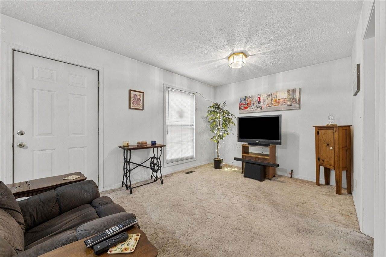 235 Country Club Estates, Franklin, KY 42134