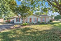 235 Country Club Estates, Franklin, KY 42134