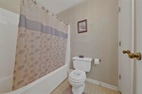 235 Country Club Estates, Franklin, KY 42134