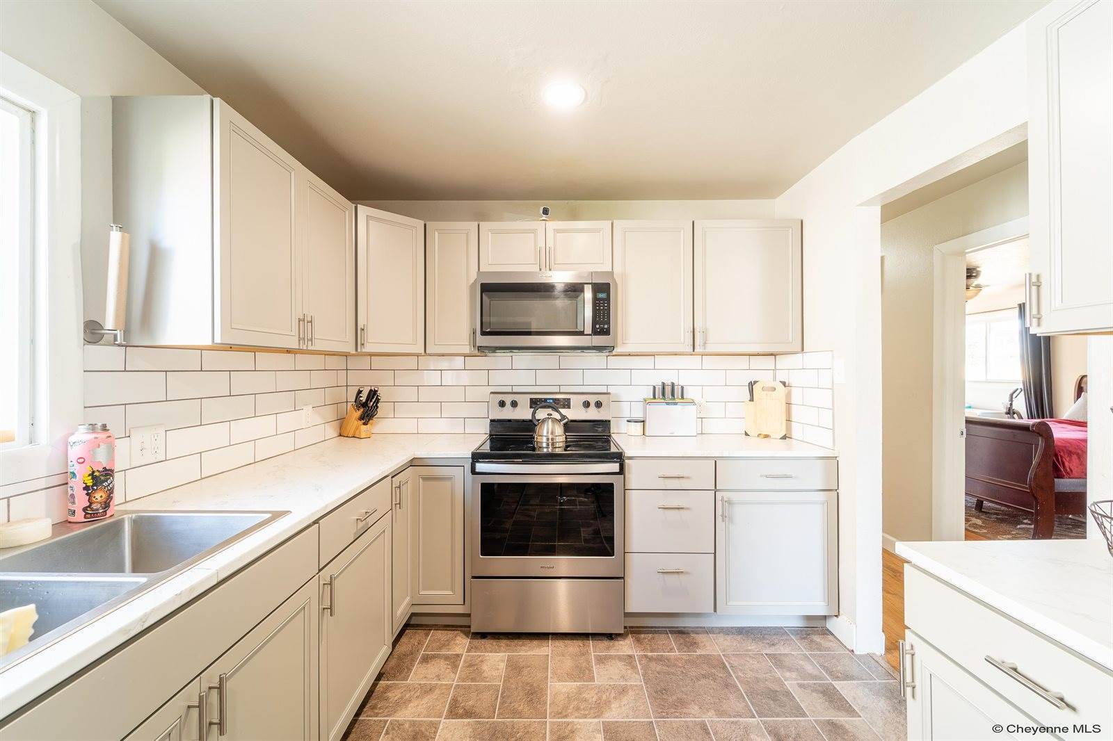 1106 Leisher Rd, Cheyenne, WY 82007