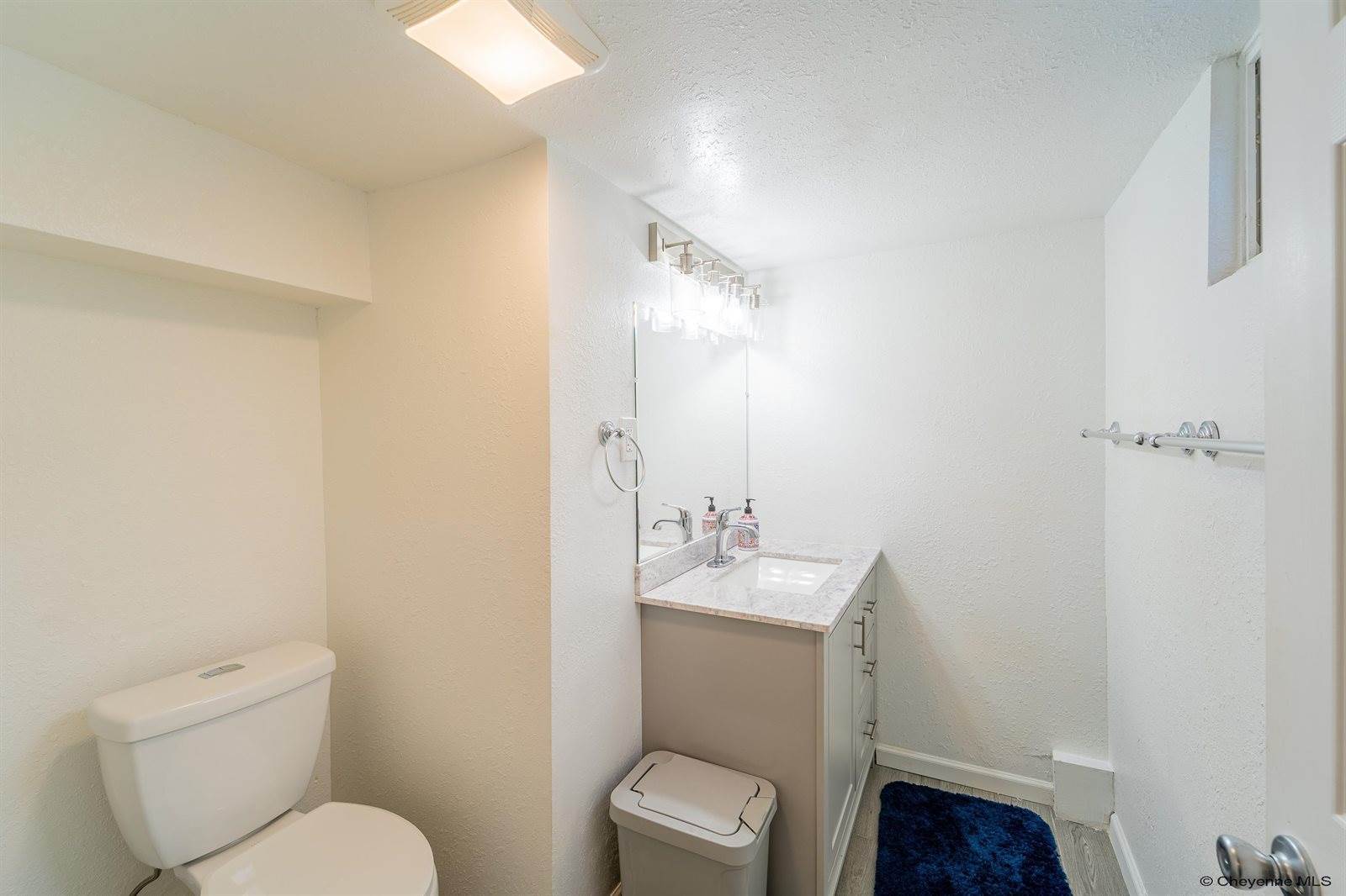 1106 Leisher Rd, Cheyenne, WY 82007