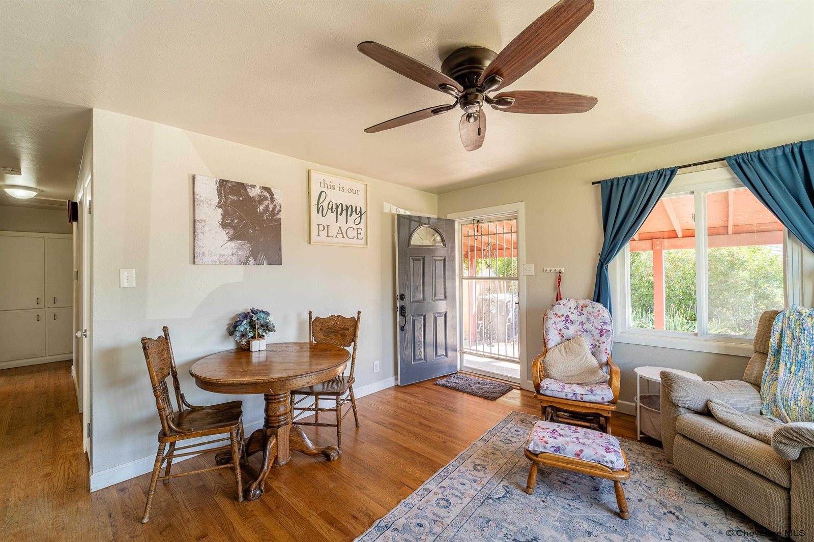 1106 Leisher Rd, Cheyenne, WY 82007