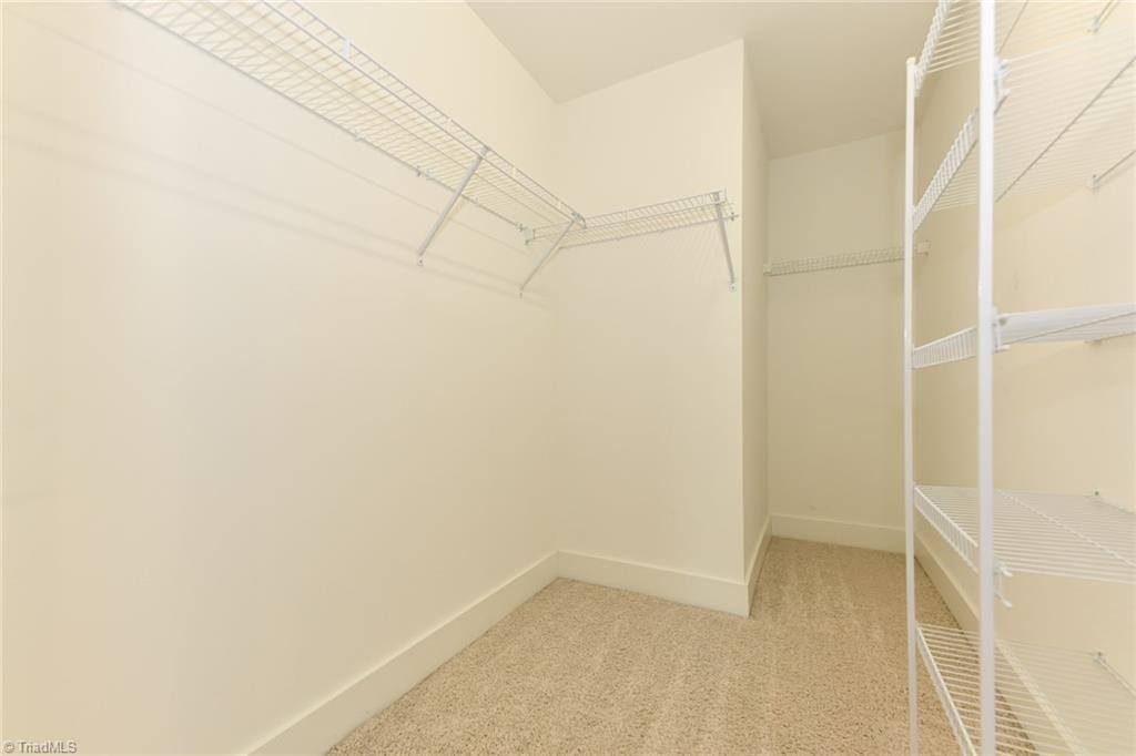 1742 Eastfall Street, Kernersville, NC 27284