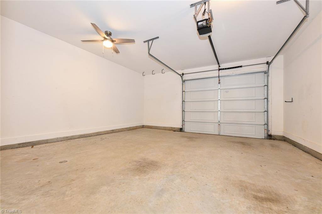 1742 Eastfall Street, Kernersville, NC 27284