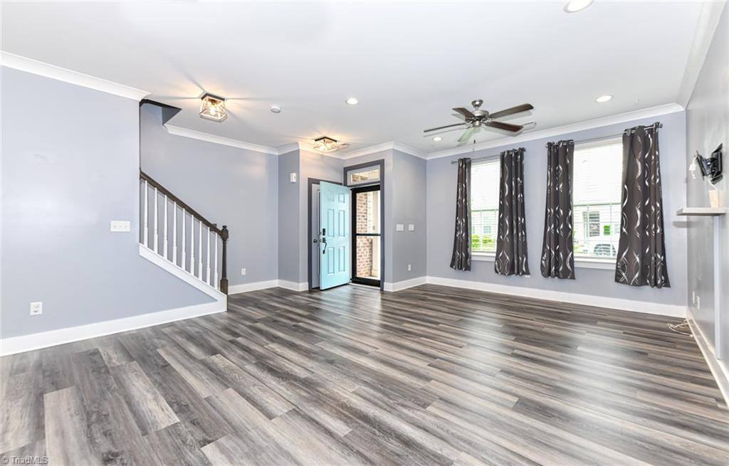 1742 Eastfall Street, Kernersville, NC 27284