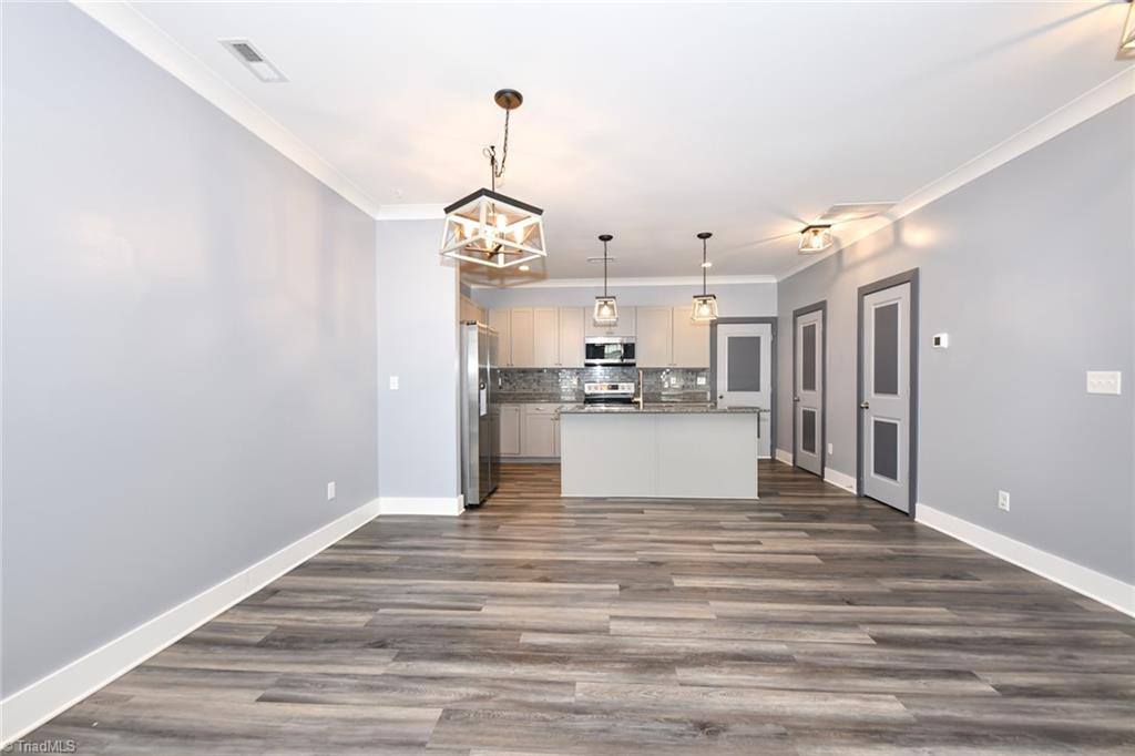 1742 Eastfall Street, Kernersville, NC 27284