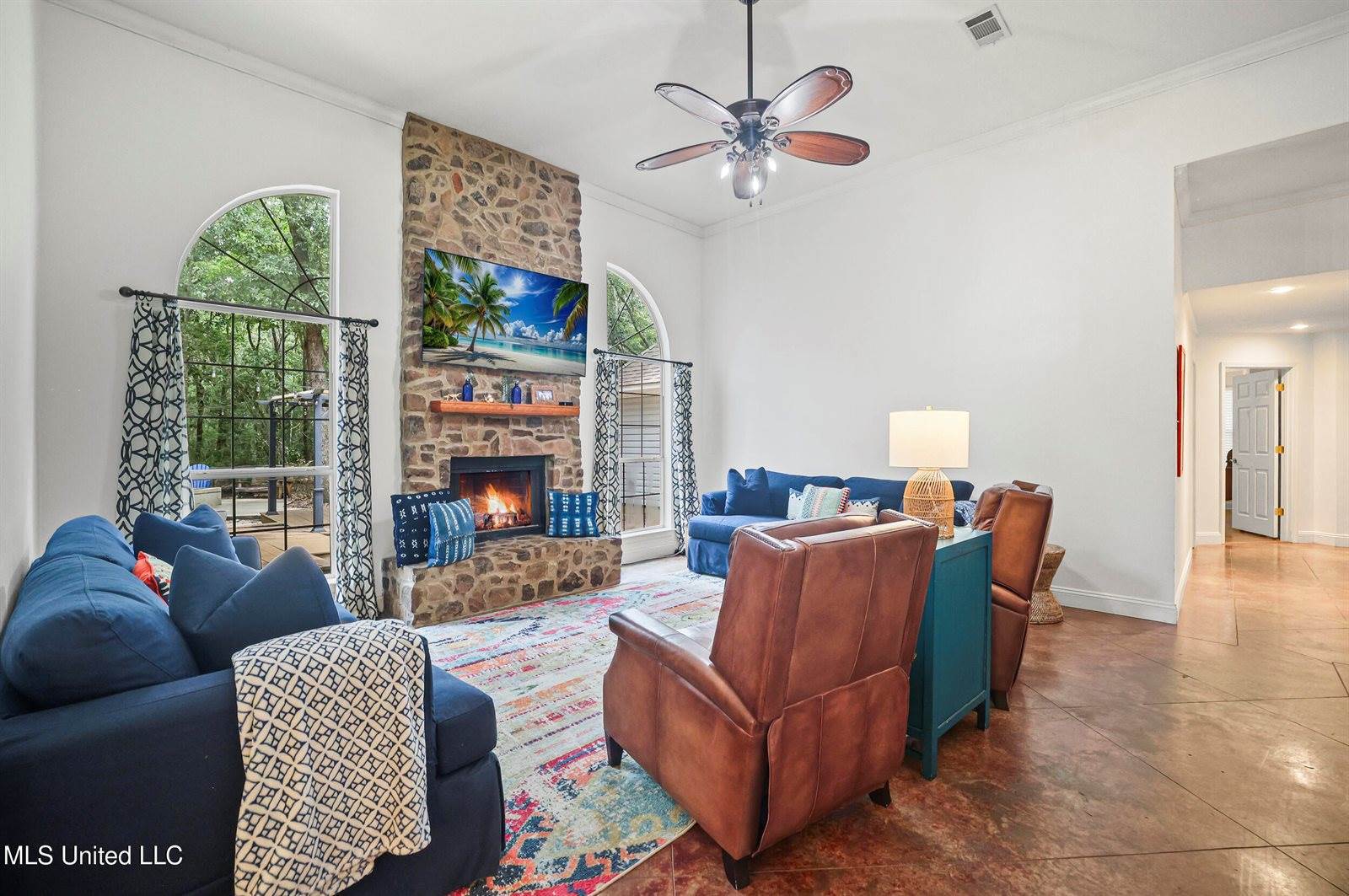 1400 Mary Street, Ocean Springs, MS 39564