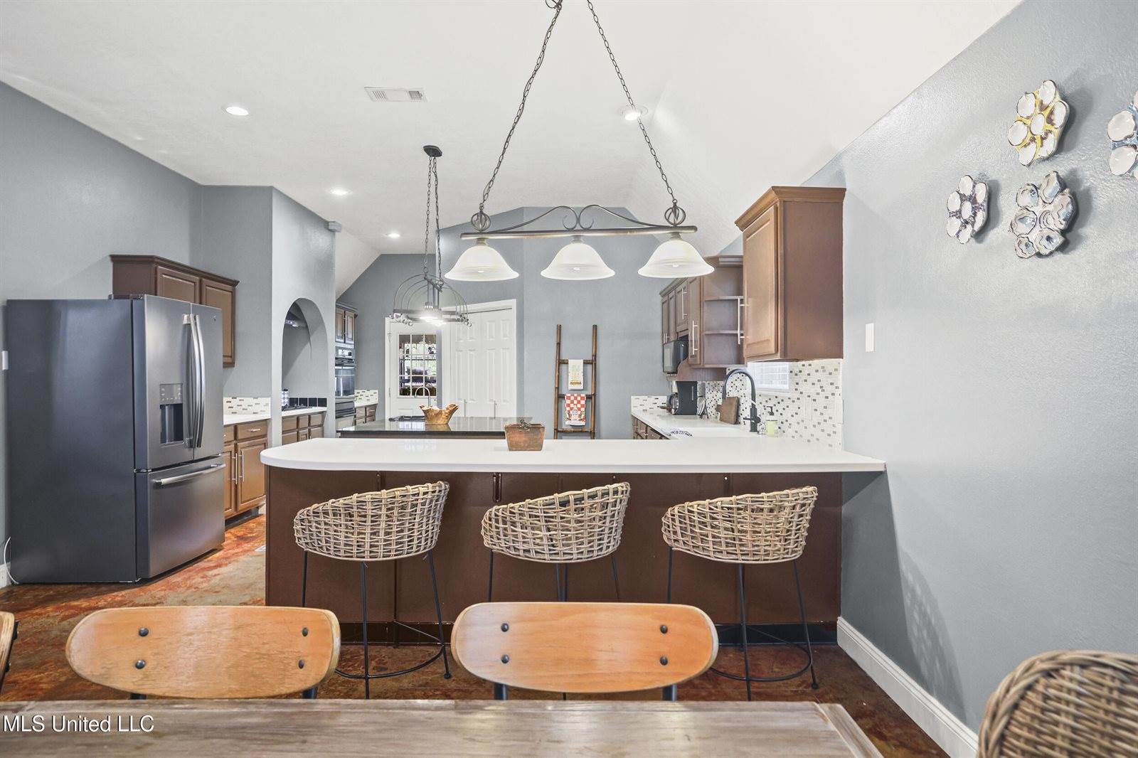 1400 Mary Street, Ocean Springs, MS 39564