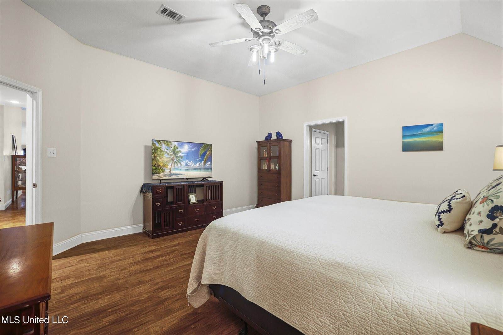 1400 Mary Street, Ocean Springs, MS 39564