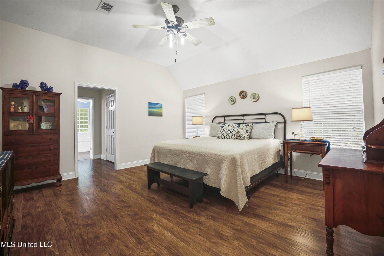 1400 Mary Street, Ocean Springs, MS 39564