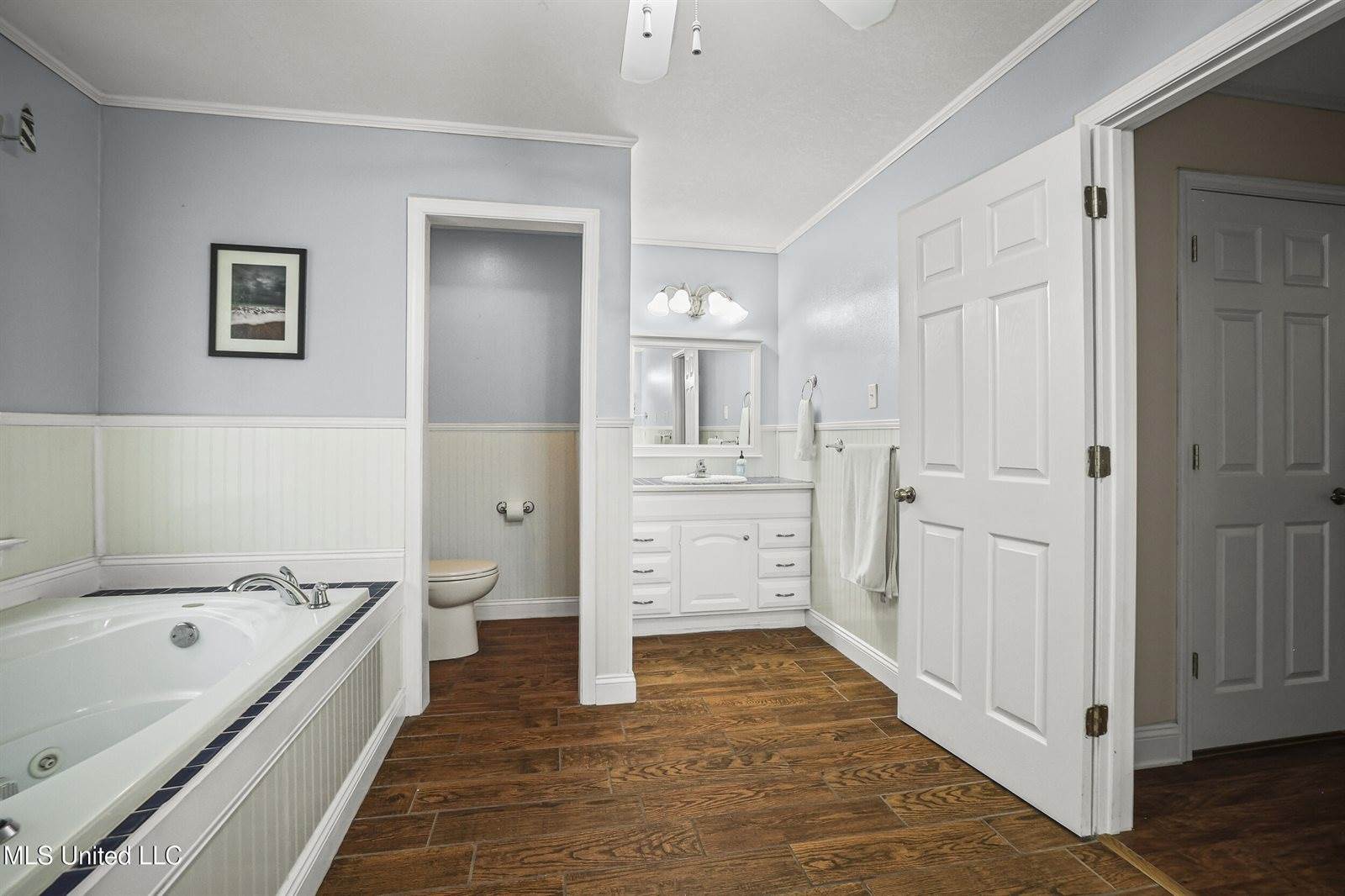 1400 Mary Street, Ocean Springs, MS 39564