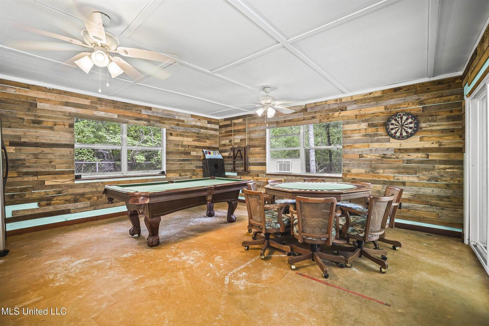 1400 Mary Street, Ocean Springs, MS 39564