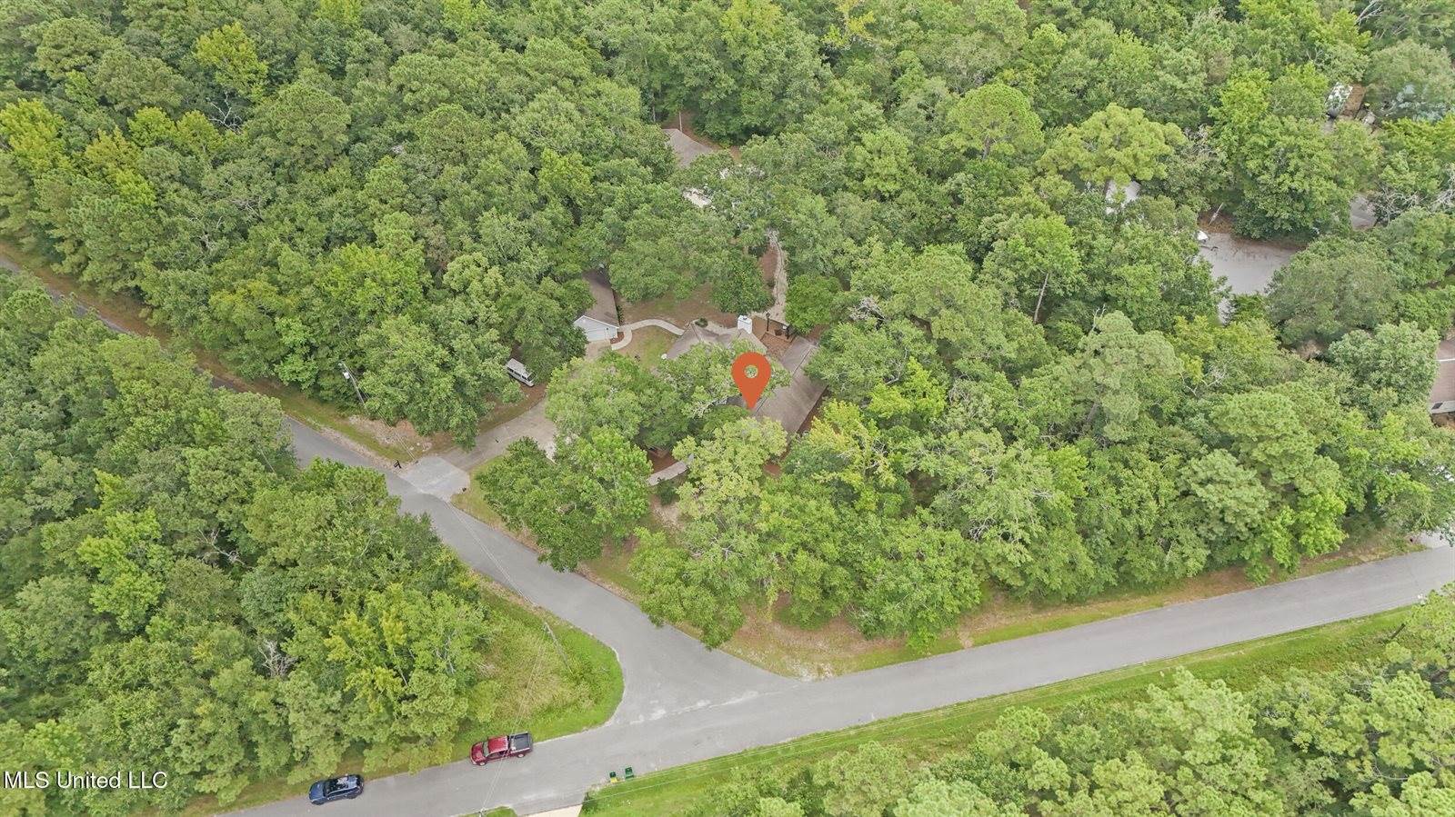 1400 Mary Street, Ocean Springs, MS 39564