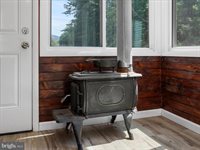 4081 Wolf Gap Road, Edinburg, VA 22824