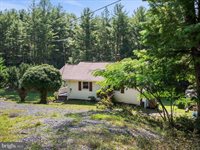 4081 Wolf Gap Road, Edinburg, VA 22824