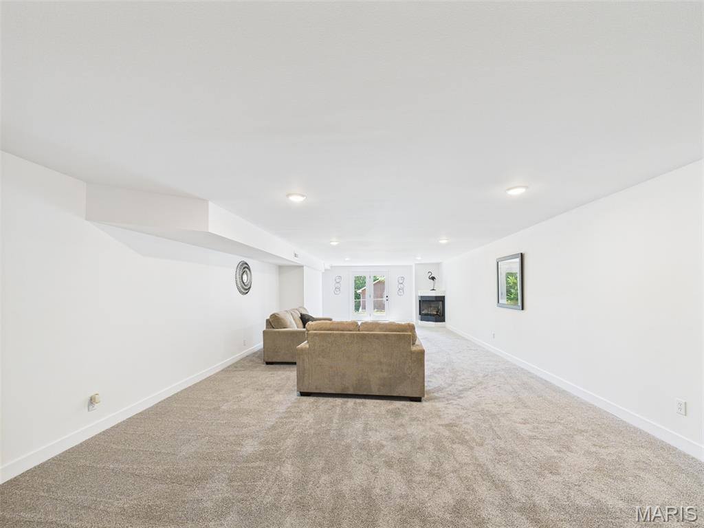 102 Opal Street, Saint Robert, MO 65584