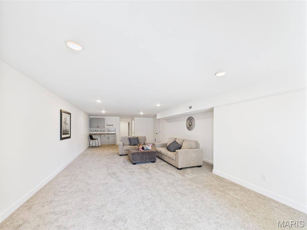 102 Opal Street, Saint Robert, MO 65584