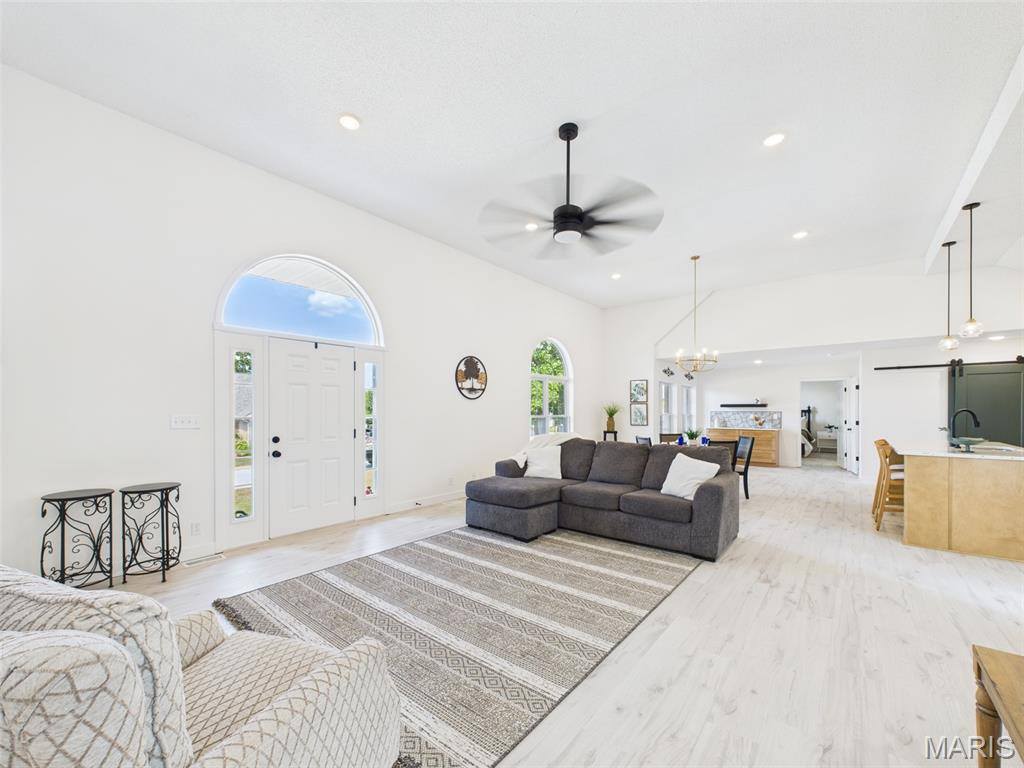 102 Opal Street, Saint Robert, MO 65584