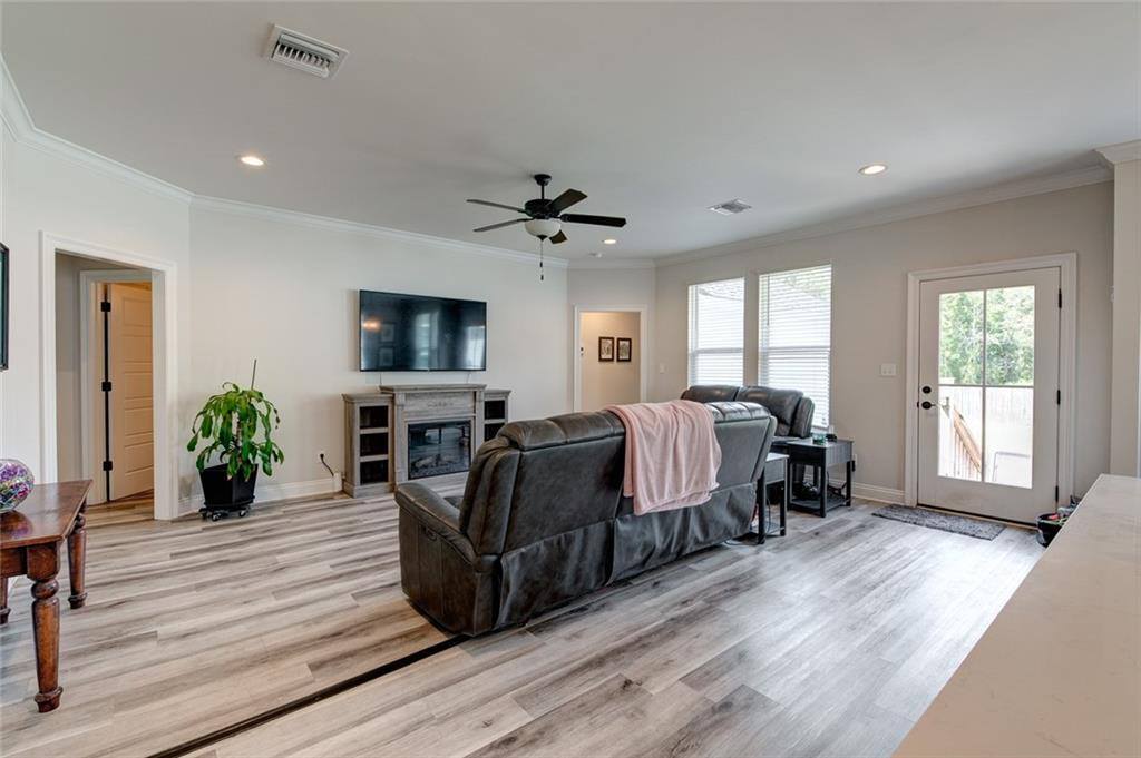 28797 Adele Street, Lacombe, LA 70445