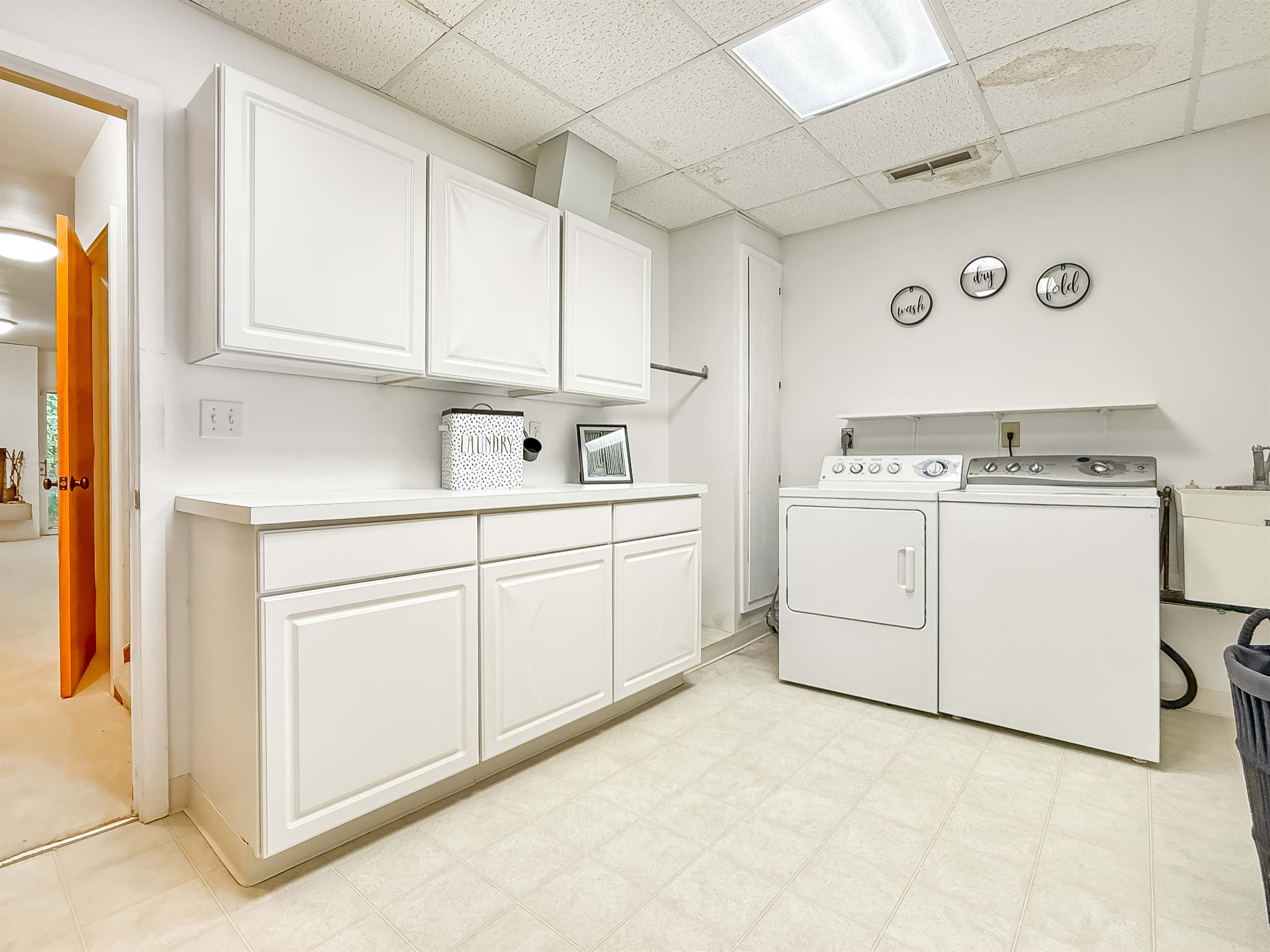 1386 Diller Drive, Wooster, OH 44691