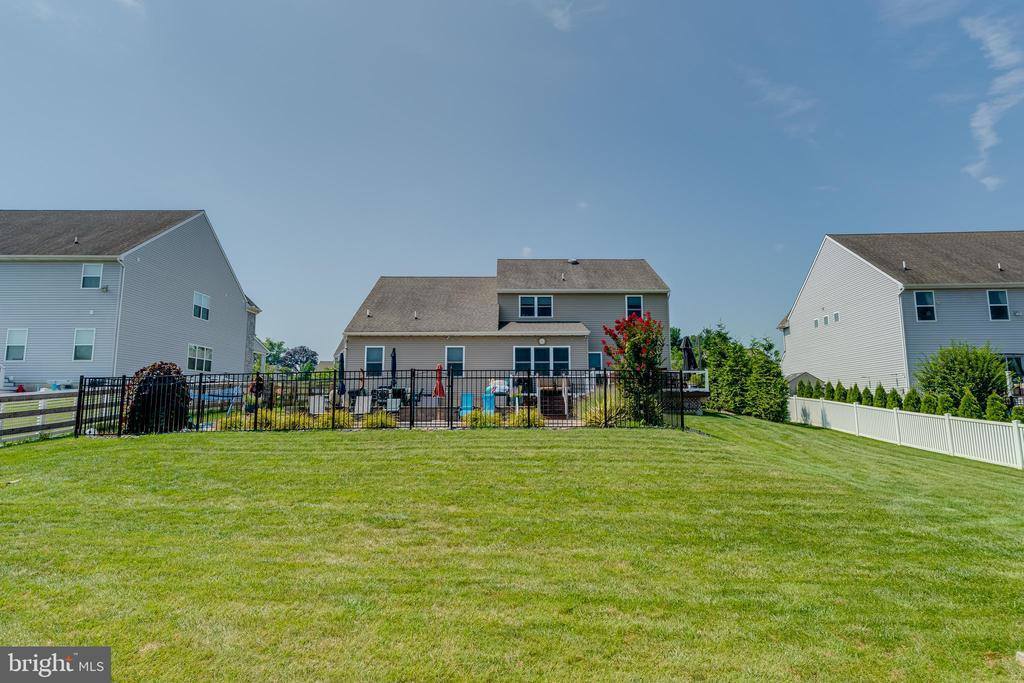 9 Sovereign Drive, Douglassville, PA 19518