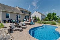 9 Sovereign Drive, Douglassville, PA 19518