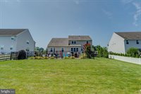 9 Sovereign Drive, Douglassville, PA 19518