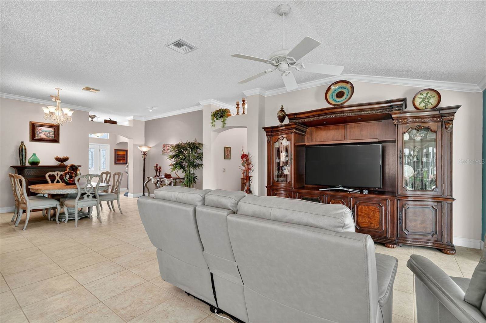 370 Bishopville Loop, The Villages, FL 32162